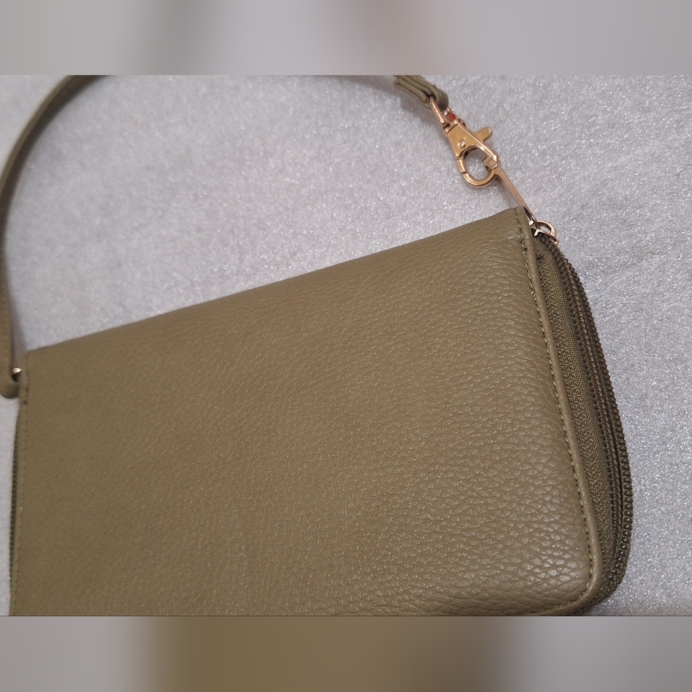 Dasein Olive Green Tote Bag with Wallet - Picture 7 of 8
